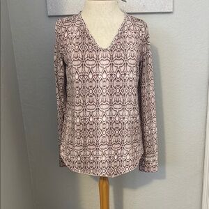 Women's Snake Print V-Neck Top